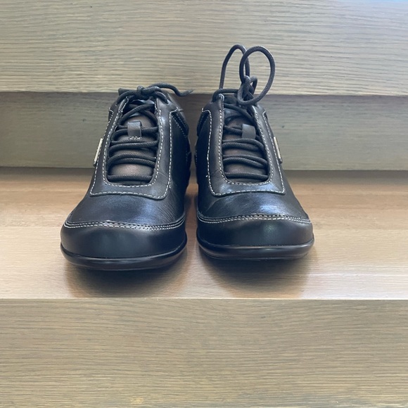 Aetrex Holly Lace Up Oxford in Wide Width in color Black **NEW IN BOX** - Picture 4 of 8